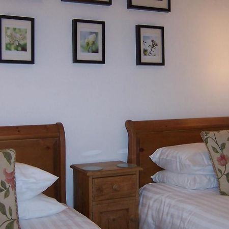 Caddon View Country Guest House Innerleithen Rum bild